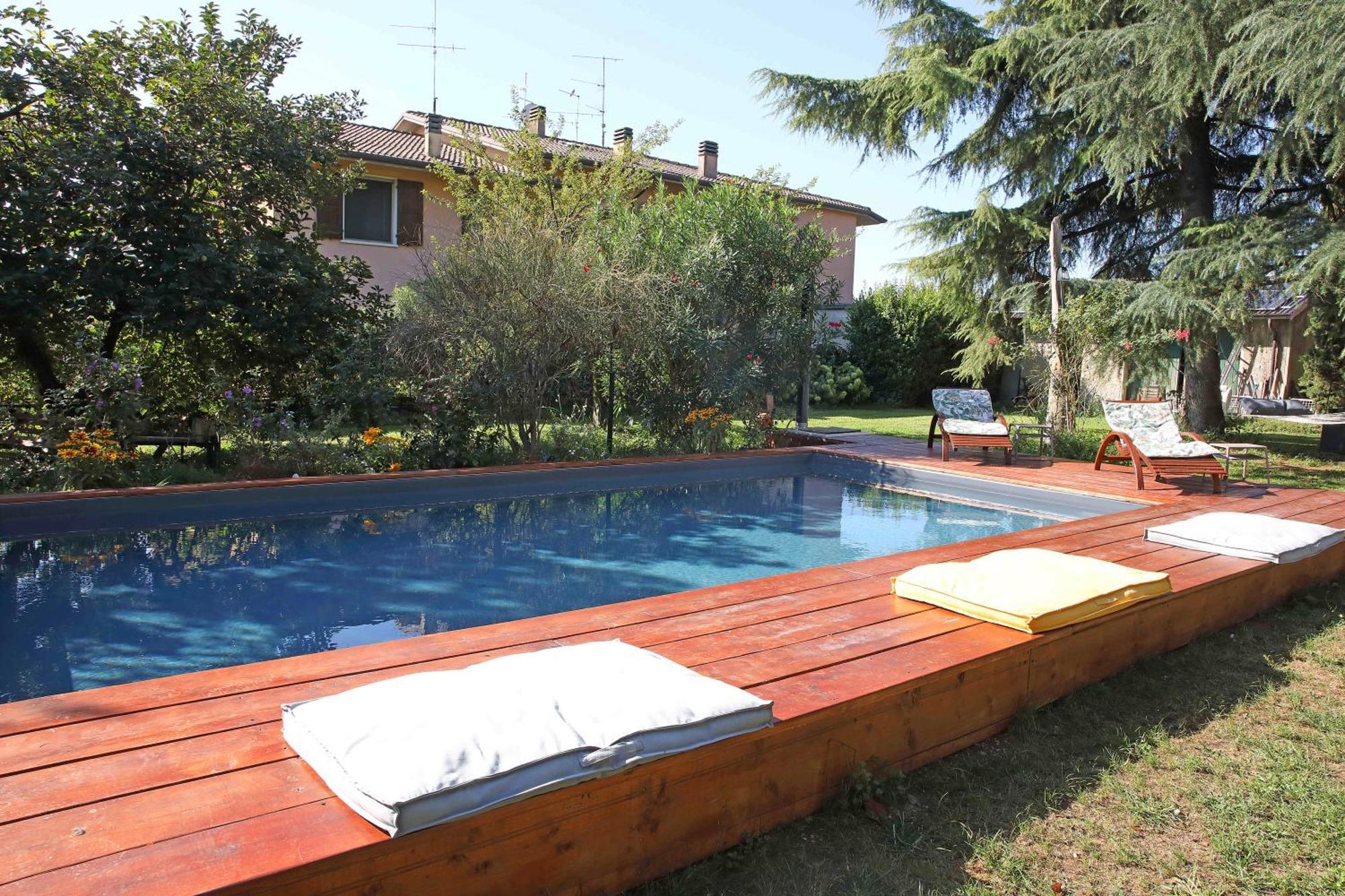 Il Bozzolo Eco Boutique Apartments 明乔河畔的瓦雷奇奥 外观 照片