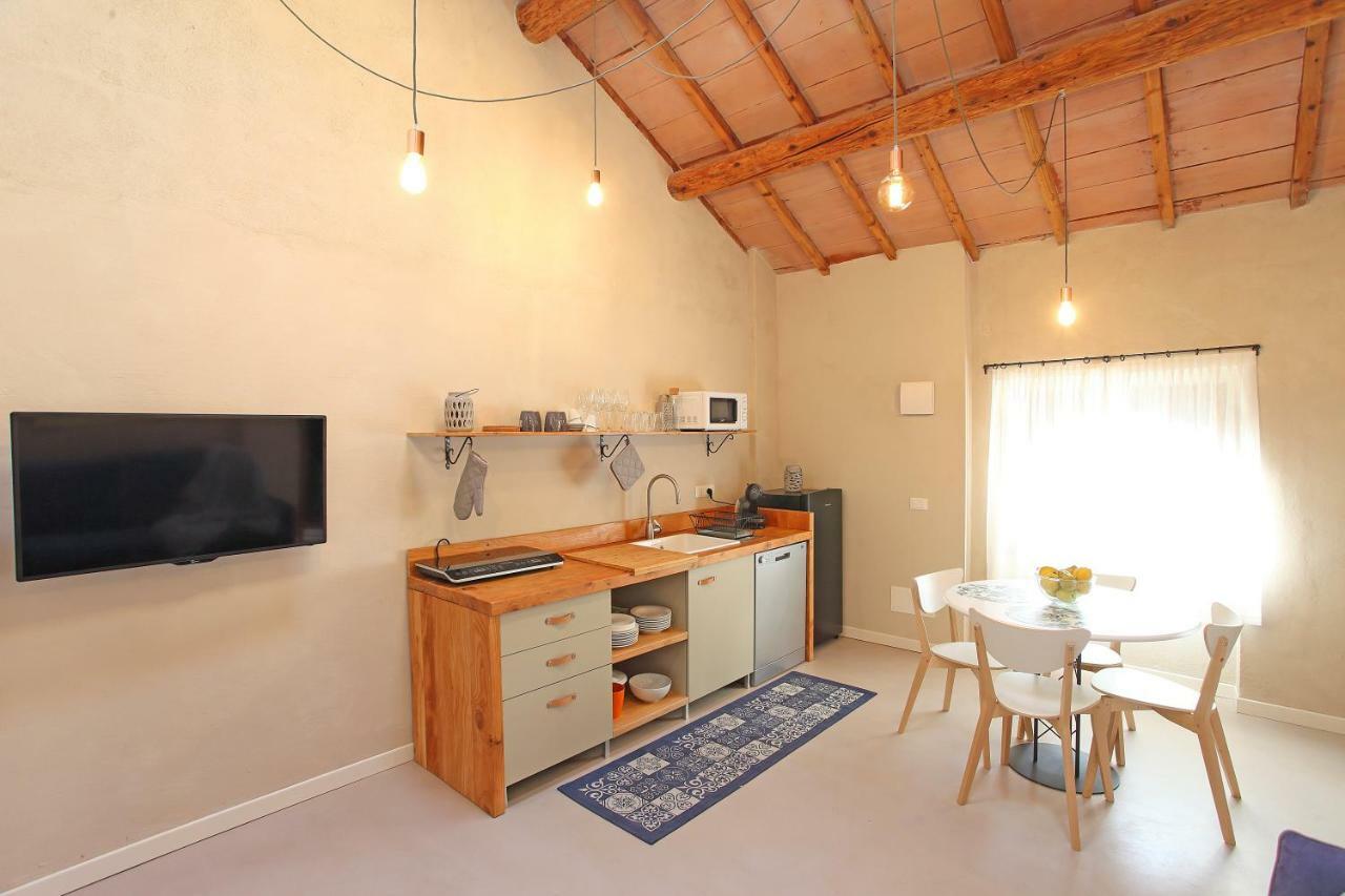 Il Bozzolo Eco Boutique Apartments 明乔河畔的瓦雷奇奥 外观 照片