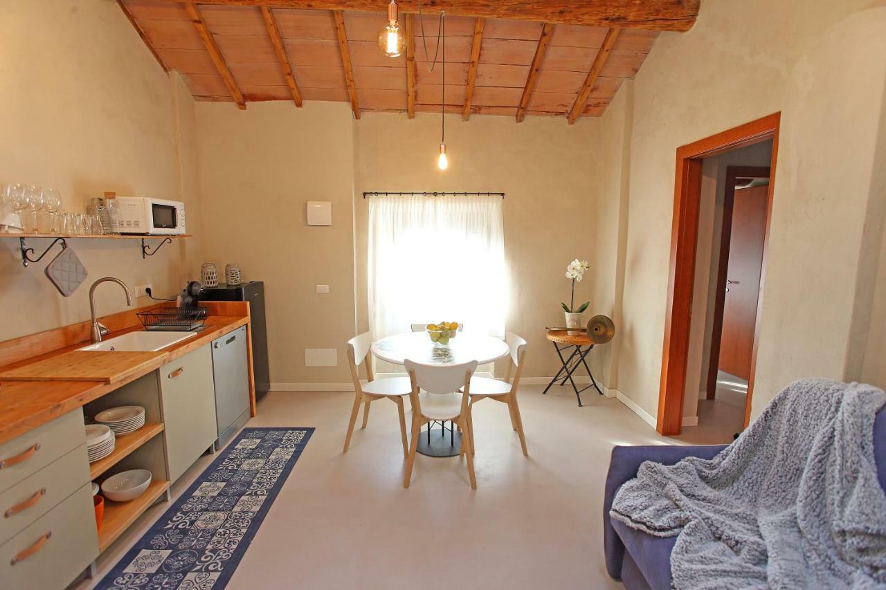 Il Bozzolo Eco Boutique Apartments 明乔河畔的瓦雷奇奥 外观 照片