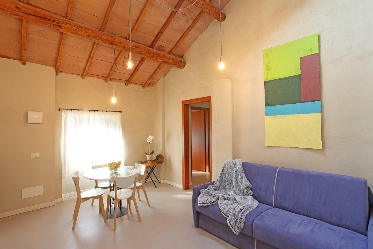 Il Bozzolo Eco Boutique Apartments 明乔河畔的瓦雷奇奥 外观 照片